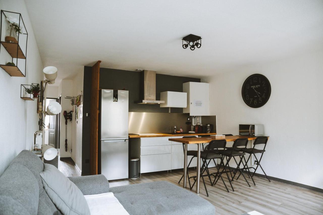Le Dromardechois - Gite Meuble 6 Personnes Tournon Sur Rhone - Ecolodgite Buitenkant foto