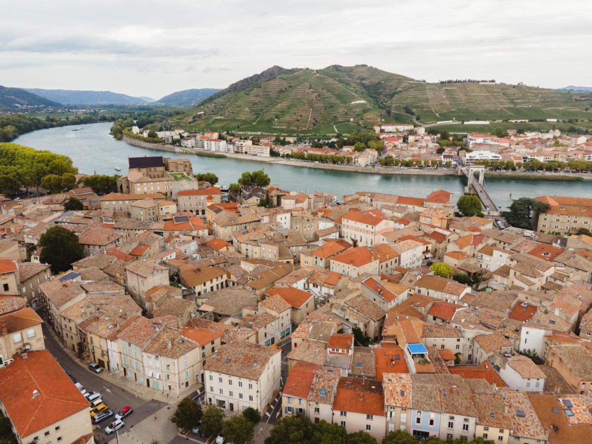 Le Dromardechois - Gite Meuble 6 Personnes Tournon Sur Rhone - Ecolodgite Buitenkant foto
